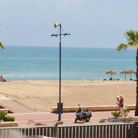 Luminoso Papa Luna Playa Peniscola